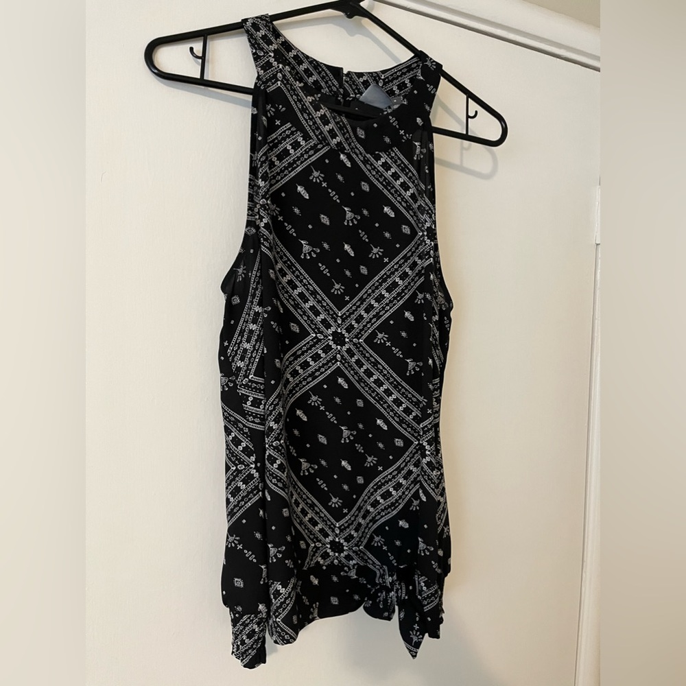 NY & Co. Sleeveless Blouse